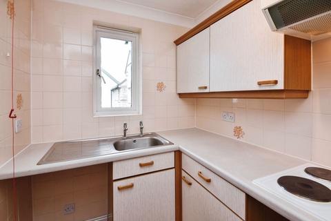 1 bedroom flat for sale, Hampsfell Road, Grange-over-Sands LA11