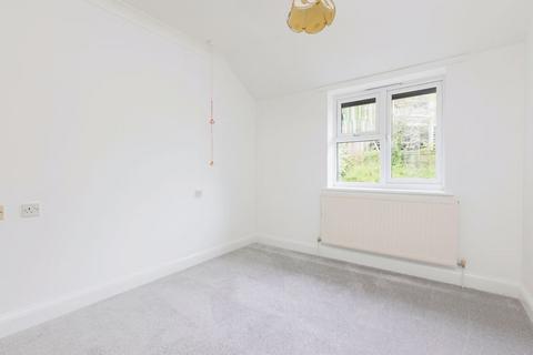 2 bedroom flat for sale, Bradbourne Park Road, Sevenoaks TN13