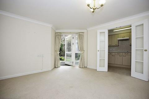 2 bedroom flat for sale - Glen View, Gravesend DA12