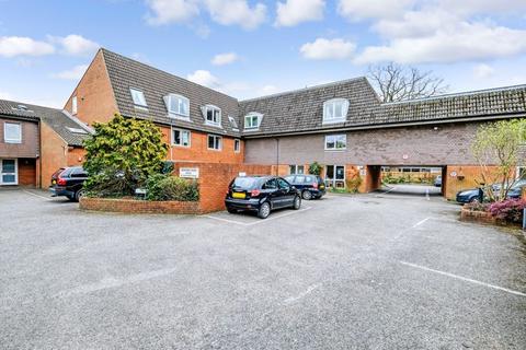 1 bedroom flat for sale, Weyhill, Haslemere GU27