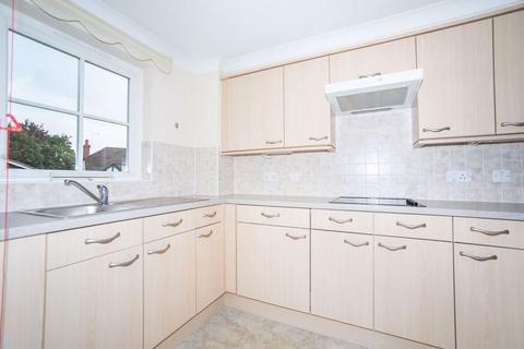 1 bedroom flat for sale, Glen View, Gravesend DA12