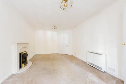 1 bedroom apartment for sale, Perrin Court, Ashford TW15