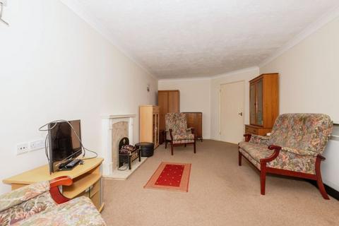 1 bedroom flat for sale, South Street, Epsom KT18