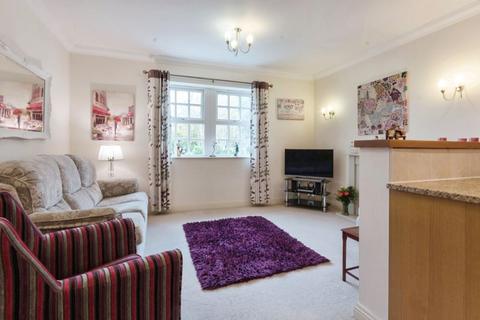 2 bedroom flat for sale, Brampton Lane, Northampton NN6
