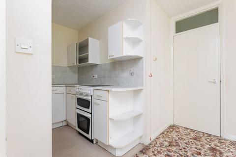 1 bedroom flat for sale, 111 Croydon Road, Caterham CR3