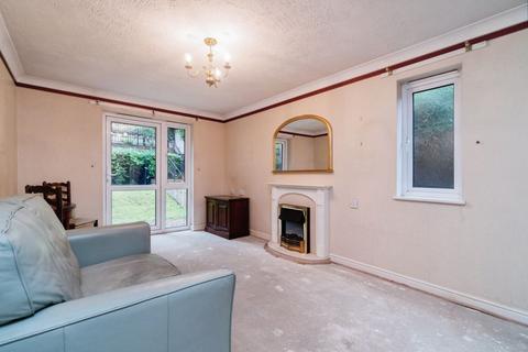 1 bedroom flat for sale, Foxley Lane, Purley CR8