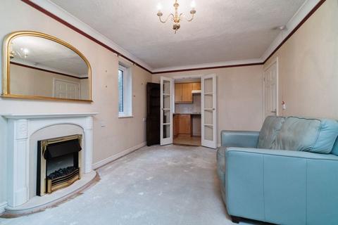 1 bedroom flat for sale, Foxley Lane, Purley CR8