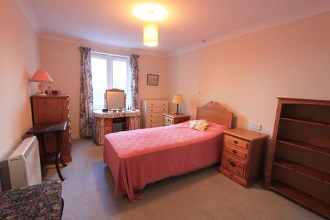 2 bedroom flat for sale, High Street, Edenbridge TN8