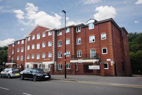 2 bedroom flat for sale, 91-103 Croydon Road, Caterham CR3