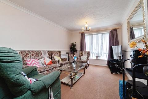 1 bedroom flat for sale, Thicket Road, Sutton SM1