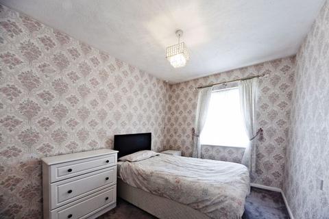 1 bedroom flat for sale, Thicket Road, Sutton SM1