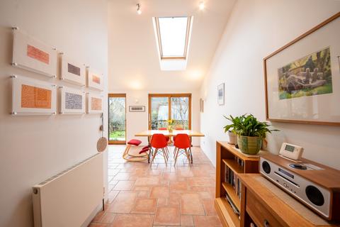 19 Chatsworth Road, Sheffield, S17 3QG