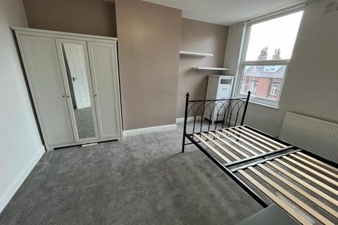 3 bedroom terraced house to rent - Leeds LS4