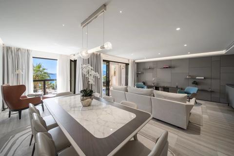 3 bedroom flat, Cannes, Croisette, 06400, France