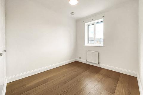 250 Westmacott Drive, Feltham, TW14 9XA