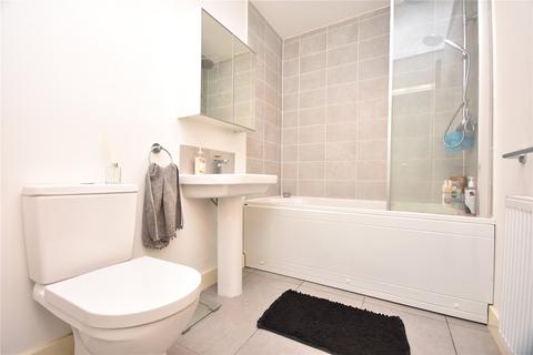 3 bedroom semi-detached house for sale - Cherry Blossom Rise, Leeds, West Yorkshire