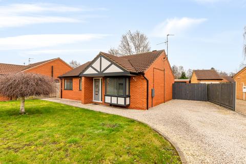 3 bedroom detached bungalow for sale - Staffordshire Crescent, Lincoln, Lincolnshire, LN6 3LR
