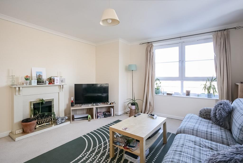 Inglis Green Gait, Longstone, Edinburgh, EH14 2 bed flat for sale - £ ...