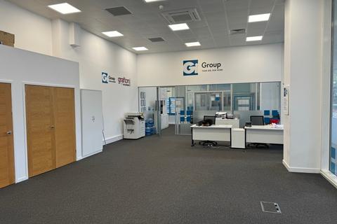 Office to rent - 448 Midsummer Boulevard, Central Milton Keynes MK9