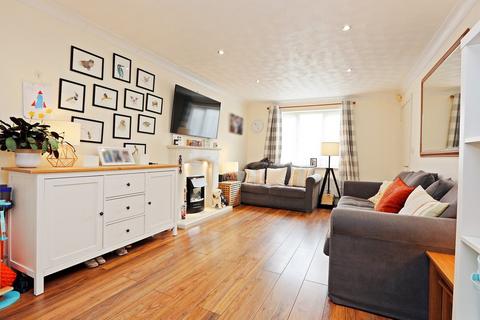 21 Broadacres, Church Village, Pontypridd, CF38 1BZ
