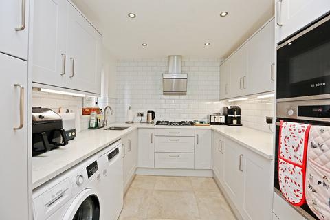 21 Broadacres, Church Village, Pontypridd, CF38 1BZ
