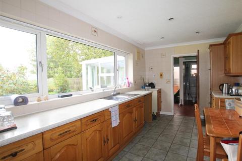 3 bedroom detached bungalow for sale - Main Street, Woodhall Spa LN10