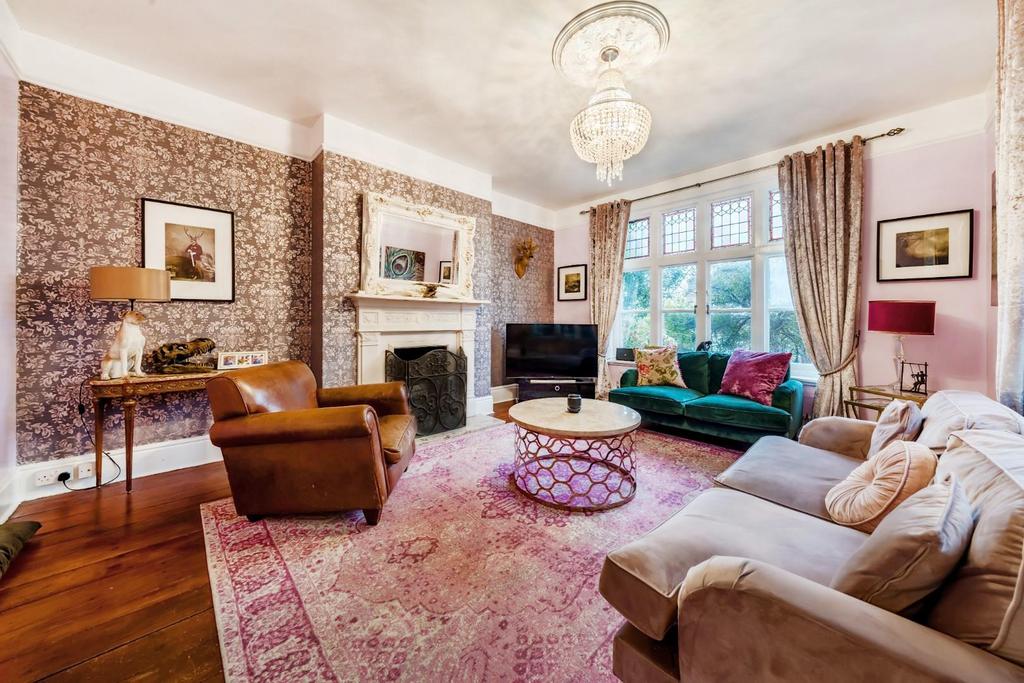 Bow Road, Wateringbury, Maidstone 3 bed semidetached house for sale