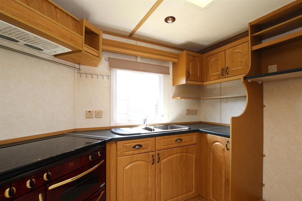 Caravan Kitchen   Copy.JPG