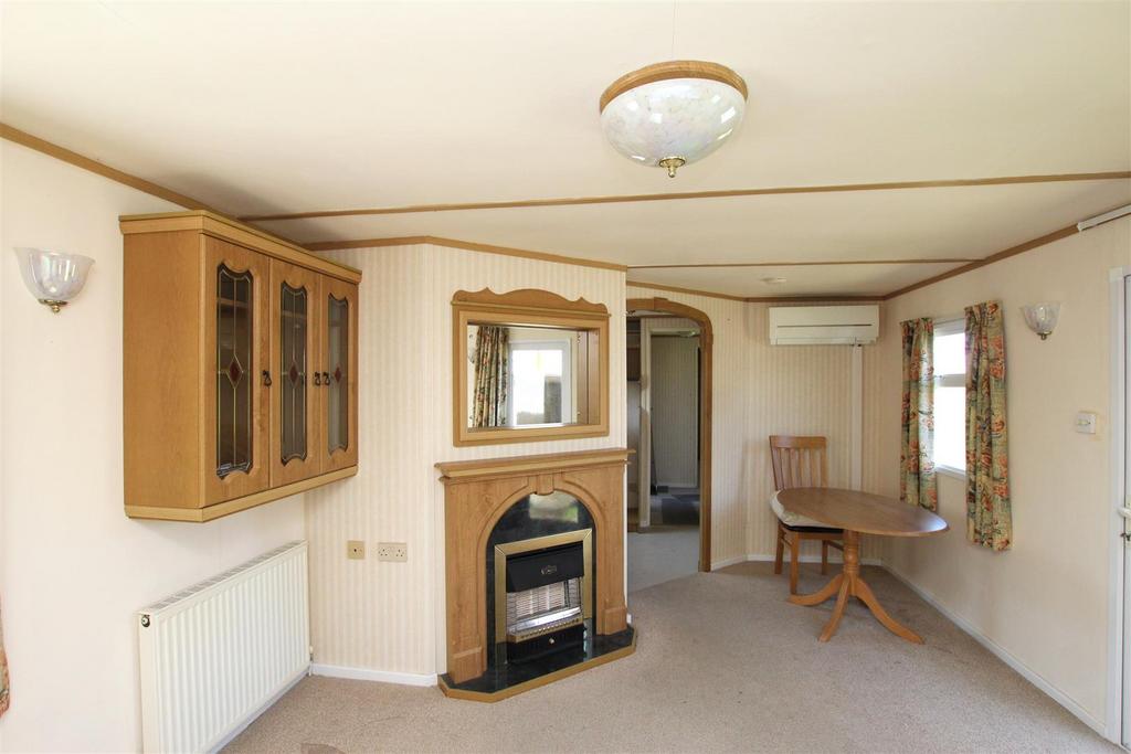 Caravan Living Room - Copy.JPG