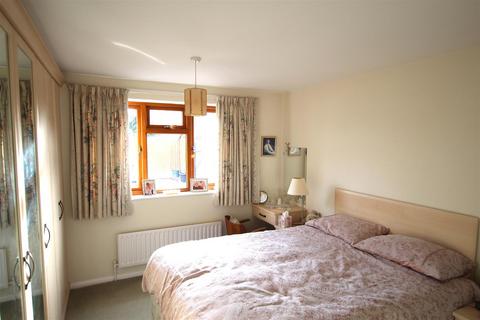 14 Meadowfield, Middle Rasen, Market Rasen, LN8 3TP