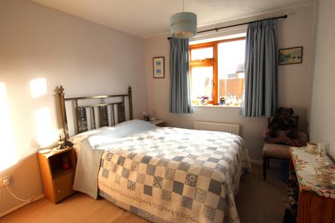 14 Meadowfield, Middle Rasen, Market Rasen, LN8 3TP