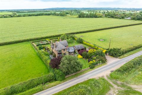 4 bedroom detached house for sale, Buslingthorpe Road, Linwood, Market Rasen LN8