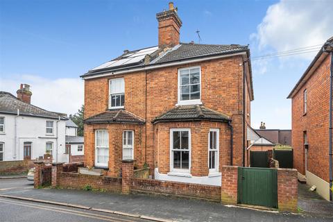 10 Denzil Road, Guildford, GU2 7NQ