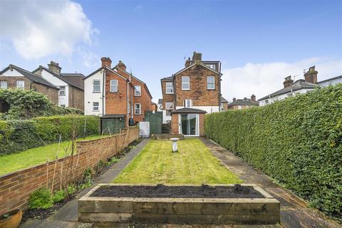 10 Denzil Road, Guildford, GU2 7NQ