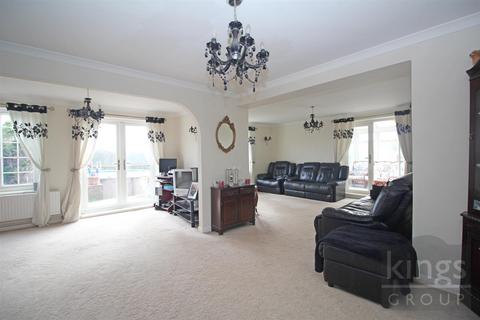 5 bedroom end of terrace house for sale, Cowles, Cheshunt, Waltham Cross