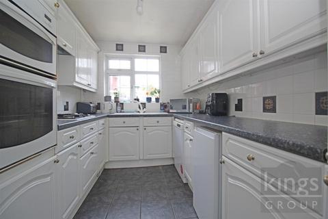 40 Cowles, Cheshunt, Waltham Cross, EN7 6HA