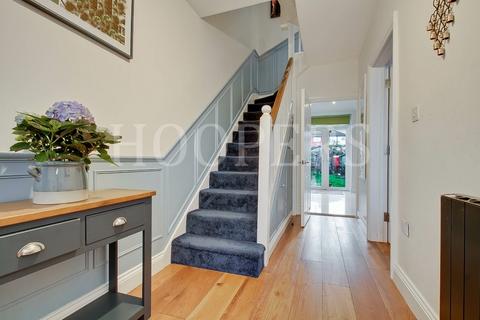 4 bedroom terraced house for sale - Ashcombe Park, London, NW2