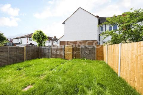 1 Temple Gardens, London, NW11 0LP