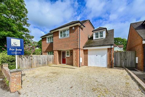 4 bedroom detached house for sale, Lake Lane, Barnham