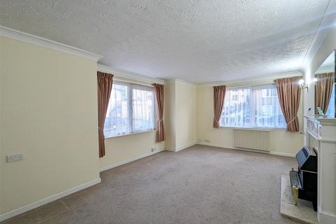 1 bedroom retirement property for sale, Penhaven Court, Newquay TR7