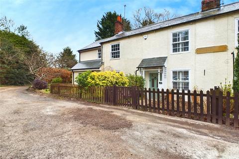 2 Benson Holme, Padworth, Reading, RG7 4JR
