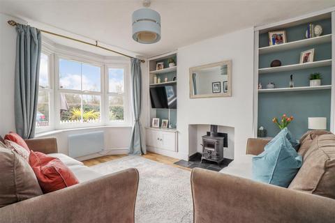 3 bedroom end of terrace house for sale, Station Road, Warnham, Horsham