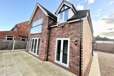 4 bedroom detached house for sale, Betchton Road, Sandbach CW11