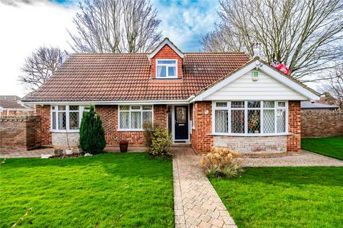3 bedroom detached house for sale, Tetney Lane, Holton le Clay, Grimsby, DN36