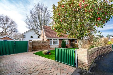 3 bedroom bungalow for sale, Tetney Lane, Holton le Clay, Grimsby, DN36