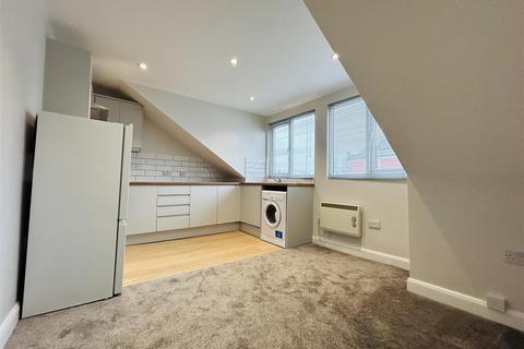 1 bedroom apartment to rent, Aberdeen Drive, Armley, Leeds, LS12 3QZ