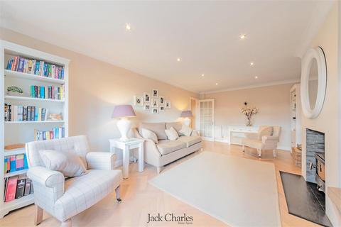 4 bedroom detached house for sale, Higham Gardens, Tonbridge