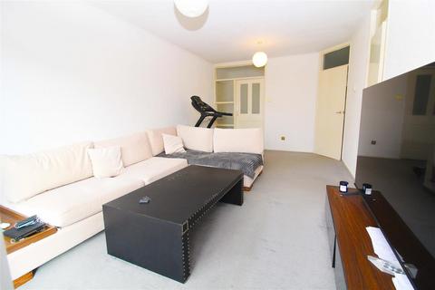 Flat 2, 17 York Road, Sutton, SM2 6EZ