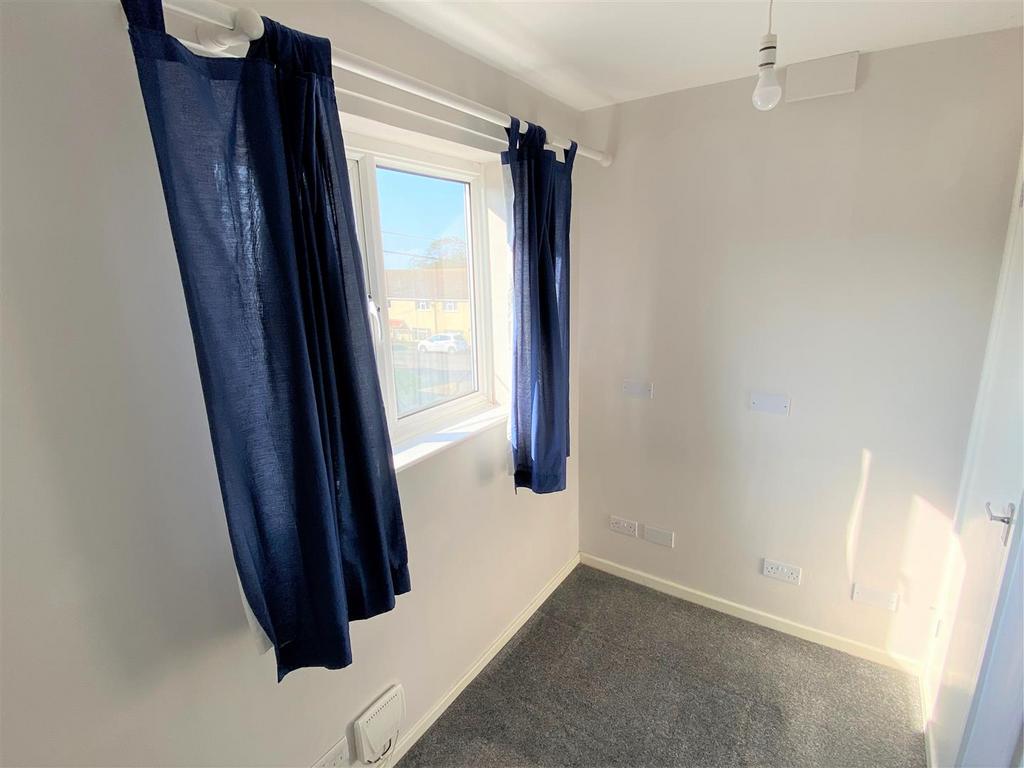 84 Calshot Close Bedroom 3
