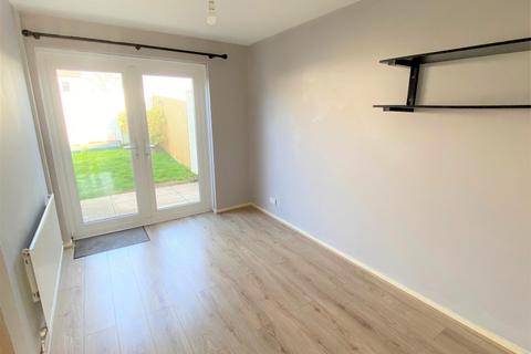 84 Calshot Close, Newquay, TR7 3HL